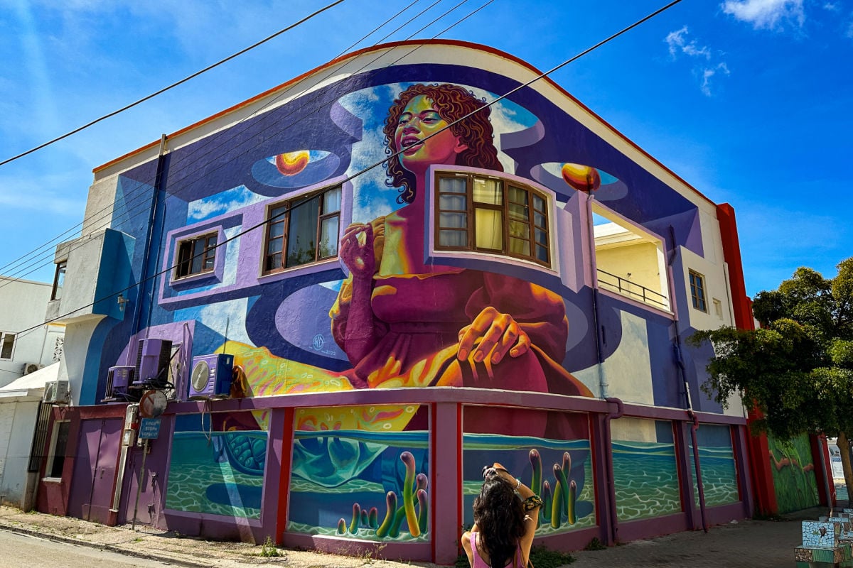 San Nicolas in Aruba. Mural painting on the side of a building