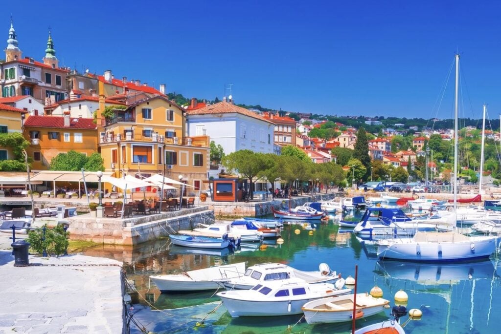 U.S. Officials Confirm This Country Is One Of The Safest Destinations In Europe This Summer