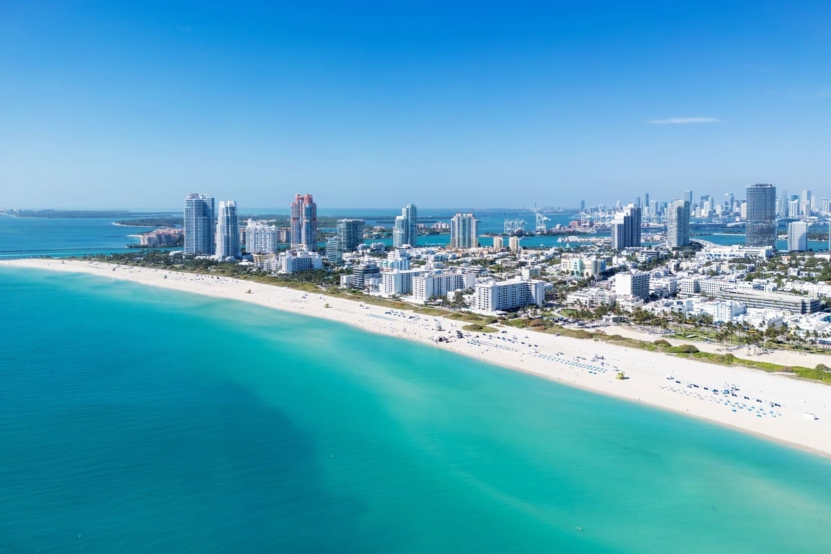 traveloffpath.com - Vinicius Costa - 4 Reasons Why This Iconic Florida City Is Breaking All Time Tourism Records