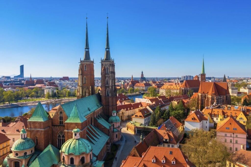 Americans Can Fly Nonstop To One Of The Safest And Cheapest Destinations In Europe This Summer