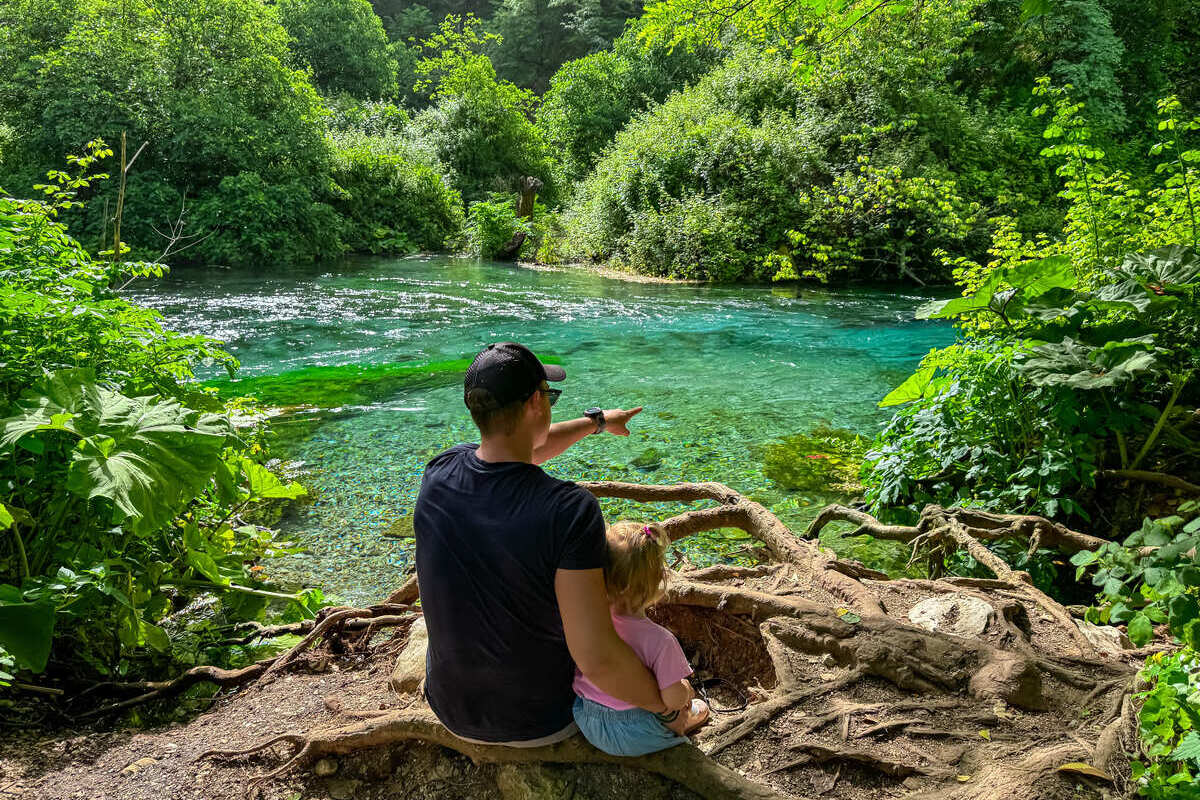 The Blue Eye, Syri i Kalter, Albania