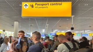 Up To 5 Hour Wait Times At European Airports due To New EES Border System