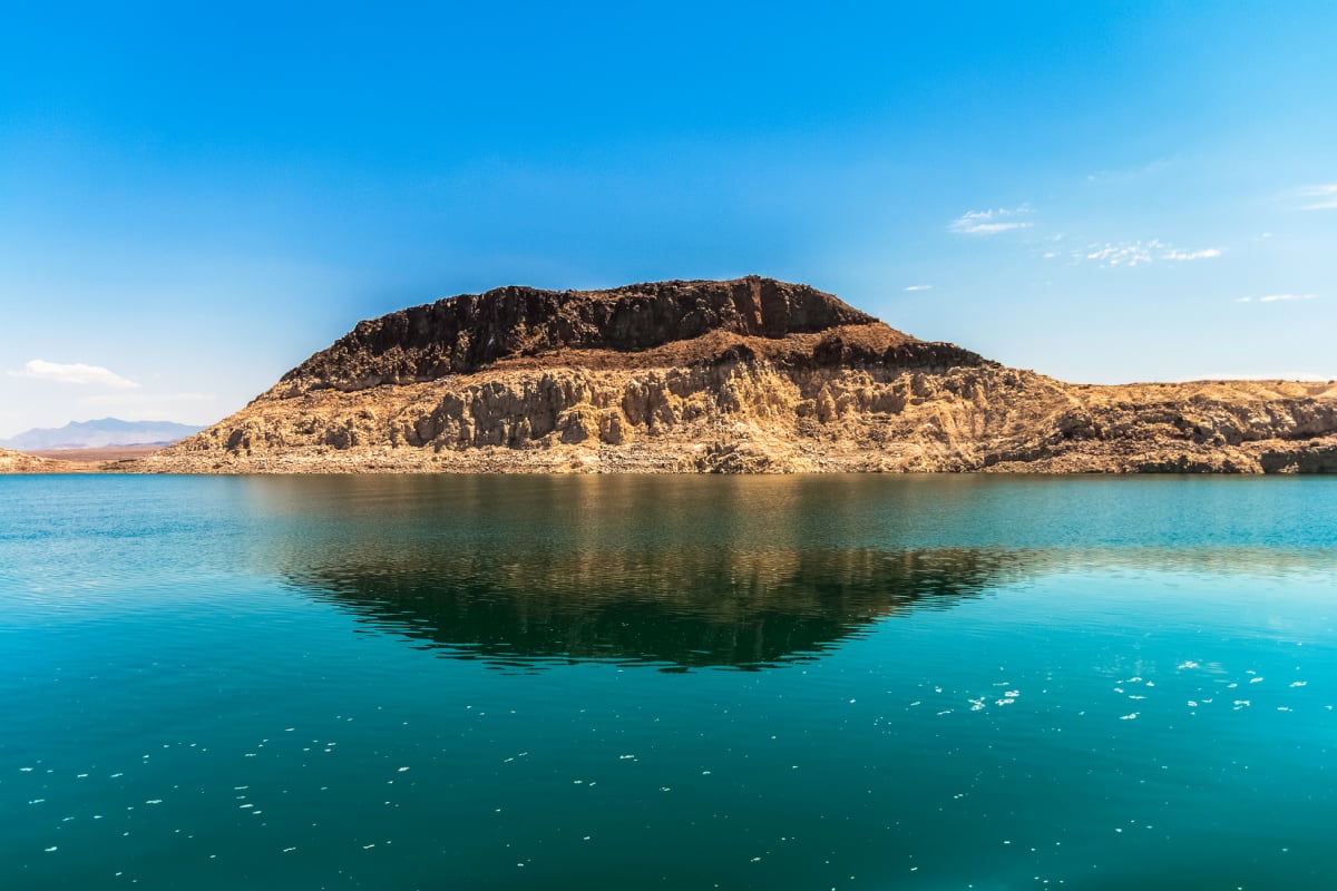 A big sedimentary rock formation alongside the Lake Mead, national recreation area, Nevada.