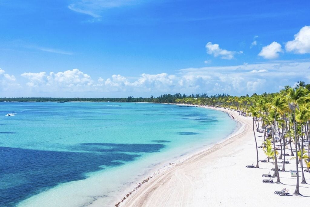 Millions Of Americans Are Abandoning Their Favorite Destinations For This Frictionless Caribbean Island