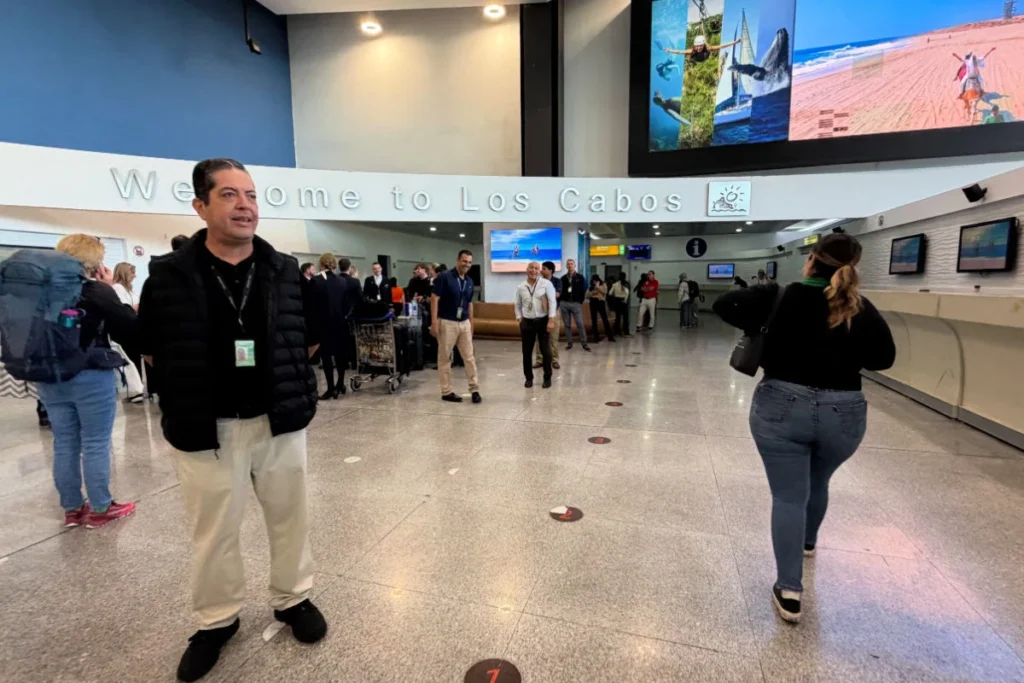 Shark tank Los Cabos Airport