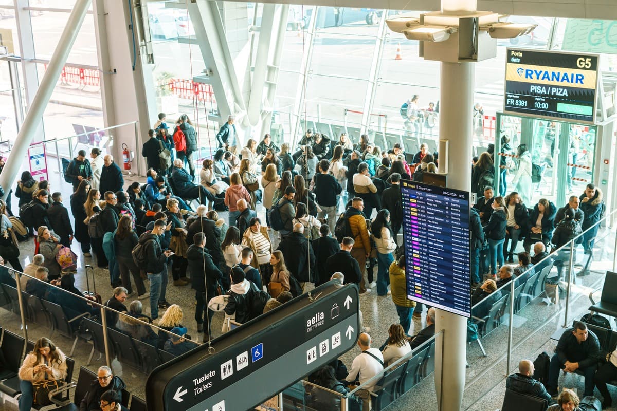 Ryanair Is Warning U.S. Travelers About 3-Hour Fingerprinting Delays And Missed Connections At 7 European Airports This Fall
