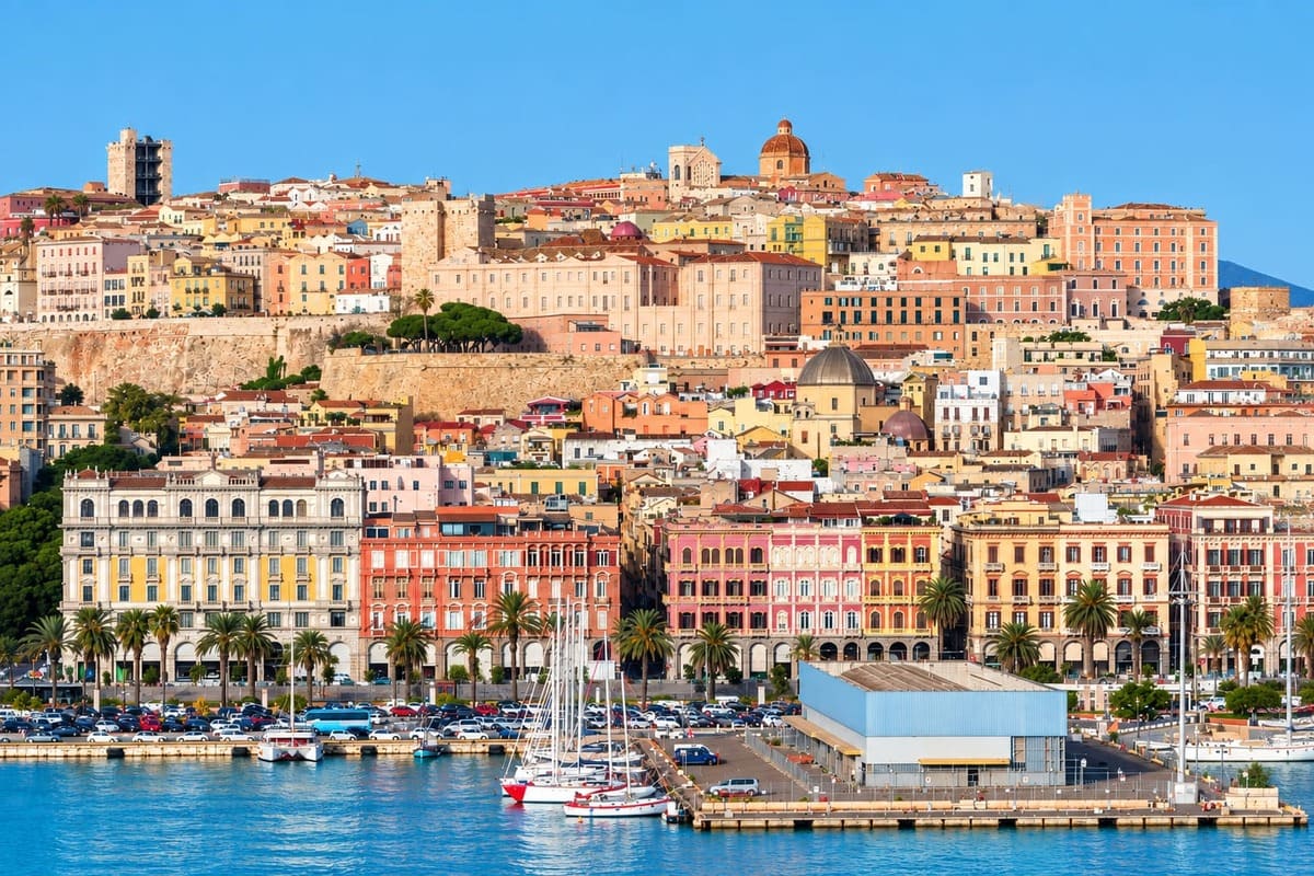 traveloffpath.com - Vinicius Costa - This Uncrowded Italian City With 1st-Century Ruins, Caribbean-Style Beaches, And $16 Dinners Is Breaking Tourism Records