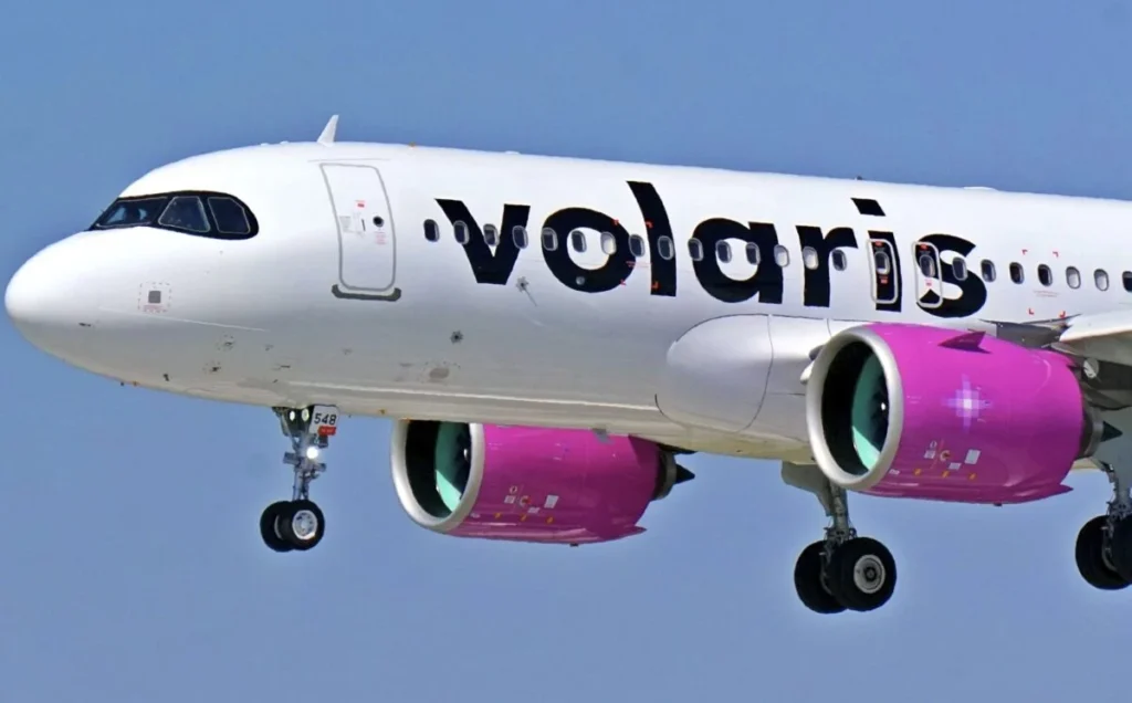 Volaris Plane