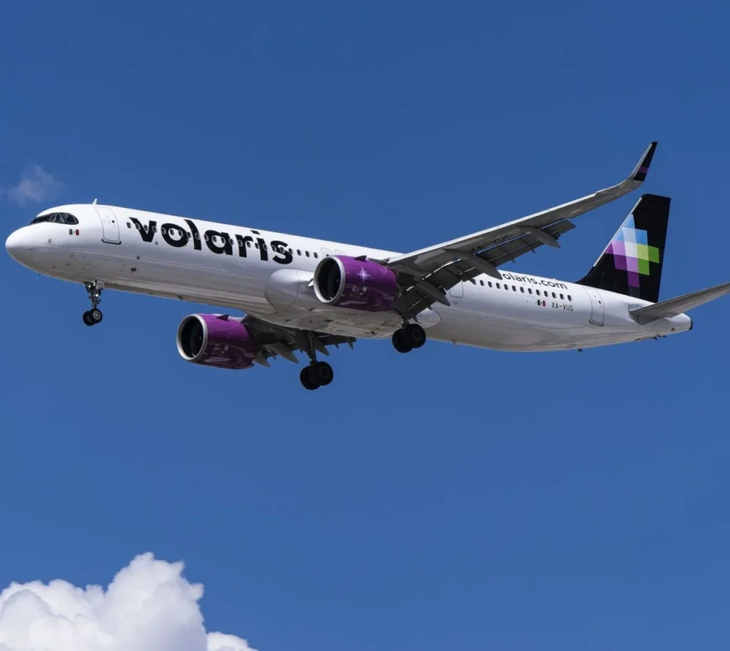 Volaris-flight