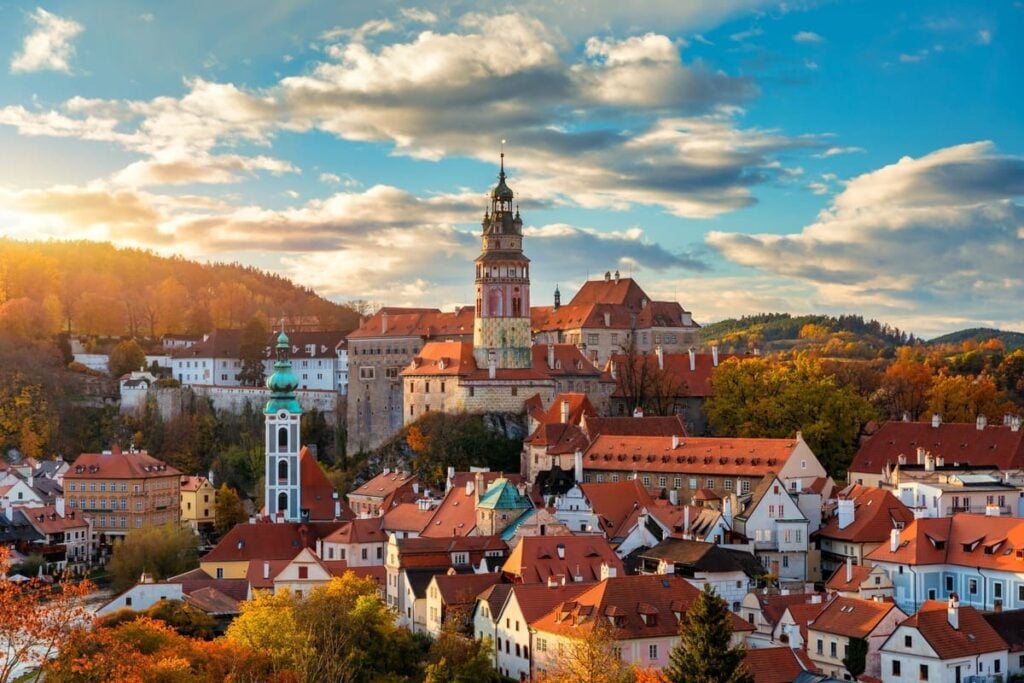 This Safe European Country With Fairytale Castles, $4 Beers, And Medieval City Centers Is Breaking Tourism Records